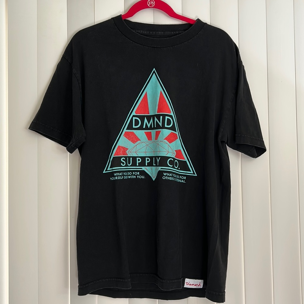 Men’s Diamond Supply Co. shirt